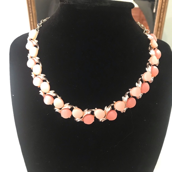 Jewelry - 🌺 Vintage 1960’s Necklace Choker